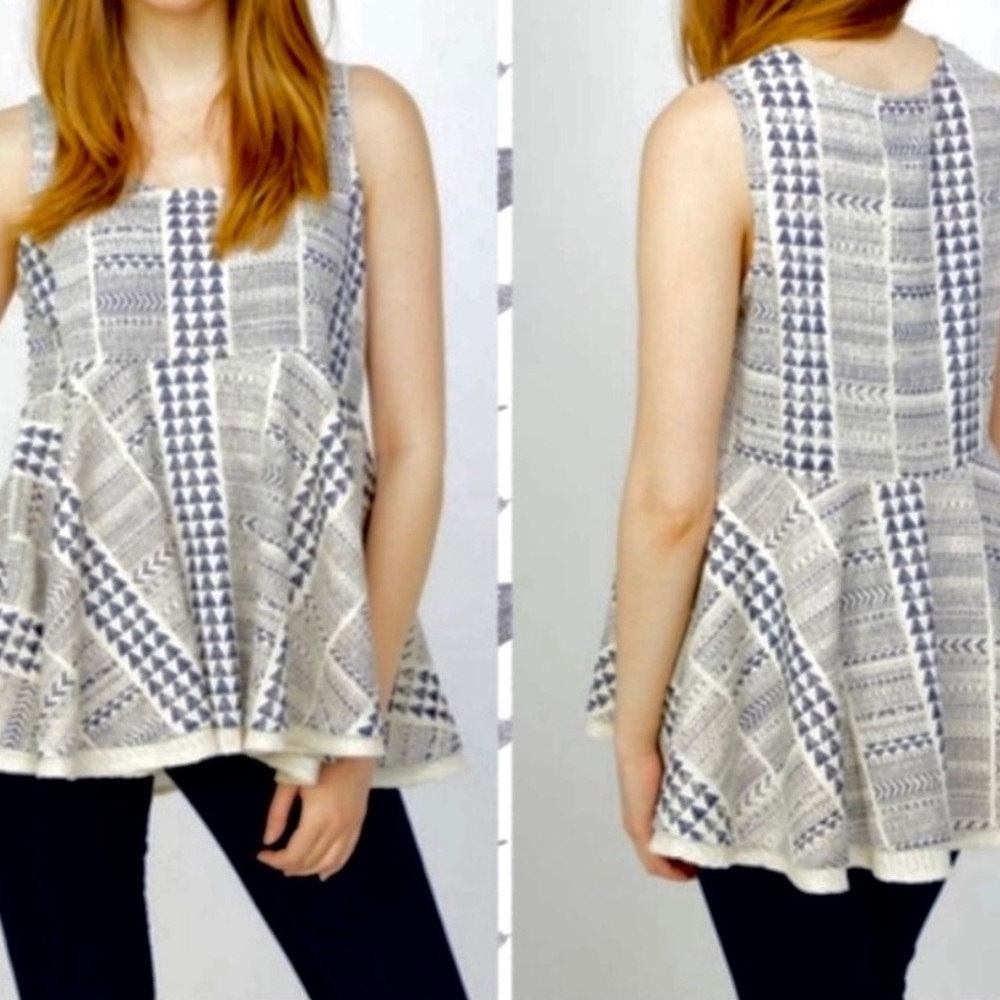 NWT RD style peplum tank top size medium.